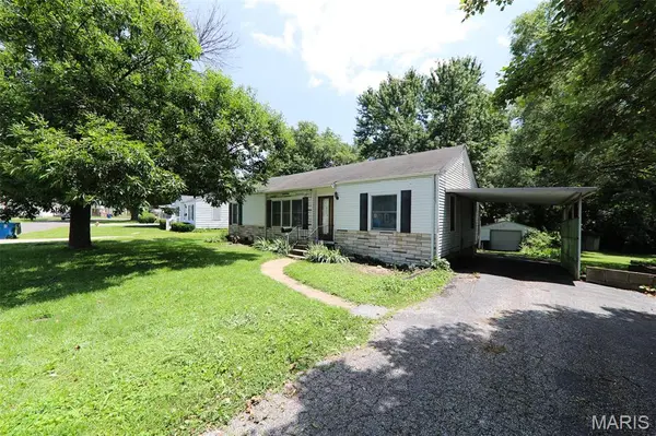 108 March DR,  Collinsville,  IL 62234
