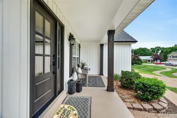 2008 Archway DR, Wentzville, MO 63385