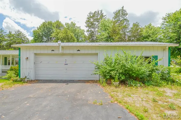 10231 Sandy DR, Baldwin, IL 62217