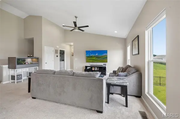 105 Yellowstone DR, Troy, MO 63379