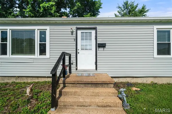 409 S 2nd ST, Pacific, MO 63069