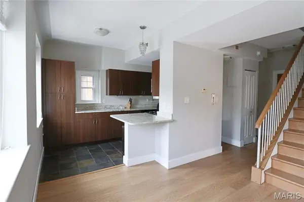601 Westgate AVE #601E, St Louis, MO 63130