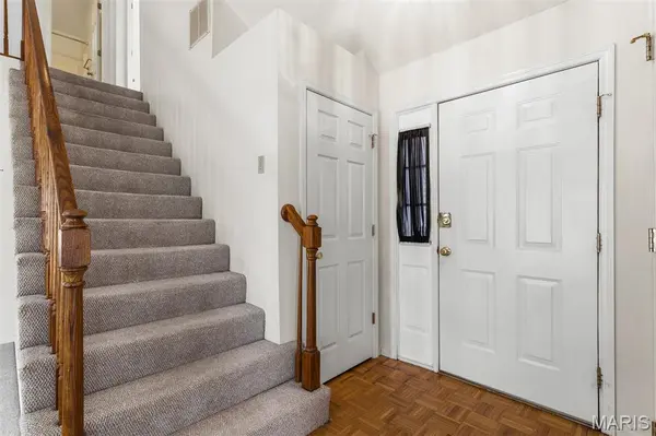 301 Xavier CT, Valley Park, MO 63088