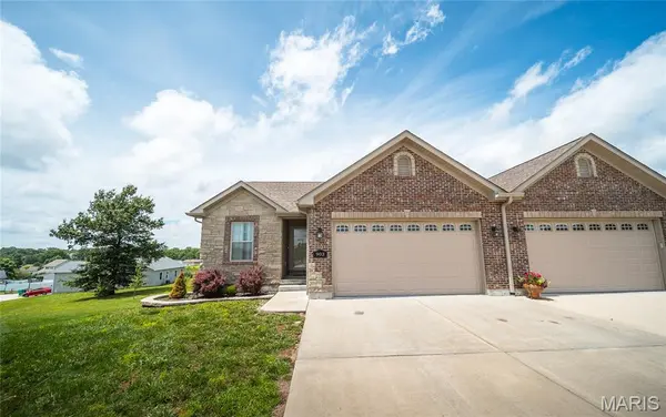903 Q AVE, St Clair, MO 63077