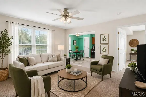 11095 Gravois RD #204, St Louis, MO 63126