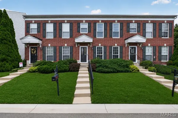 409 Parkview Place DR, Ellisville, MO 63021