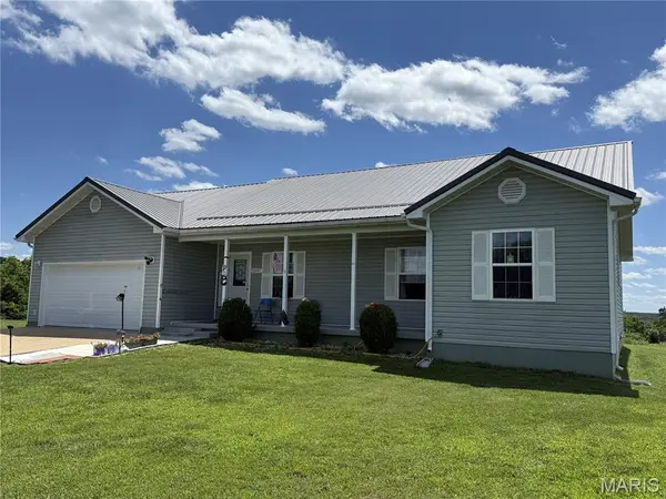 12557 Jake LN, Plato, MO 65552