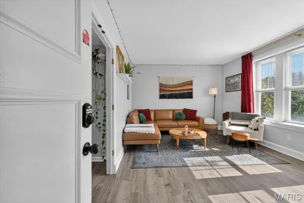 2253 Klemm #C, St Louis, MO 63110