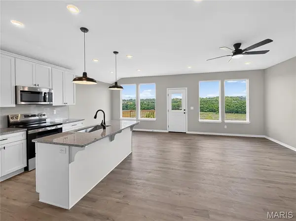 840 Shorthorn, Marshfield, MO 65706