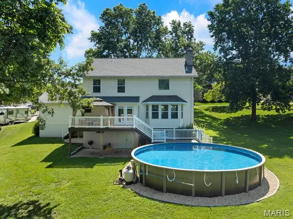 18 Hoffert ST, Union, MO 63084
