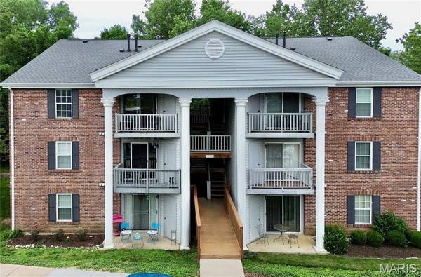 7519 Triwoods DR #K, Shrewsbury, MO 63119