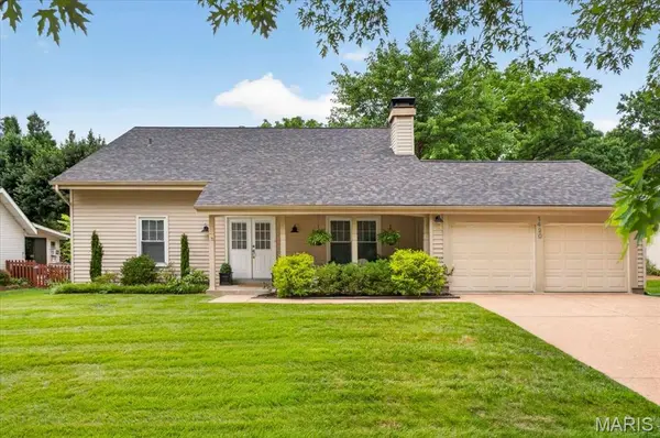 1420 Mautenne DR, Manchester, MO 63021