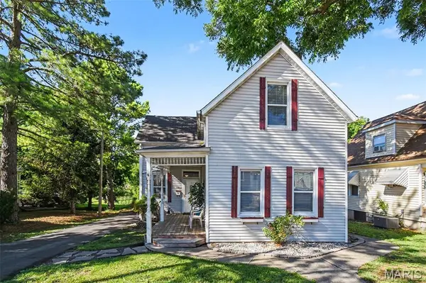 518 S Main ST, Columbia, IL 62236