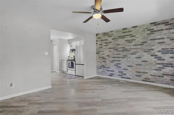 316 W I ST, Swansea, IL 62226