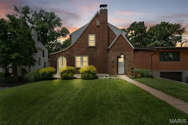 543 N Central AVE, University City, MO 63130