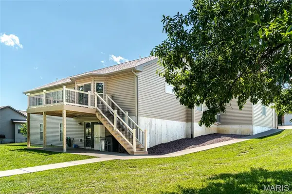 762 bridgewater Crossing, Villa Ridge, MO 63089