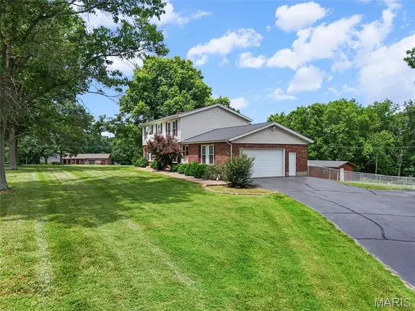 113 Sunnybrook DR, Festus, MO 63028