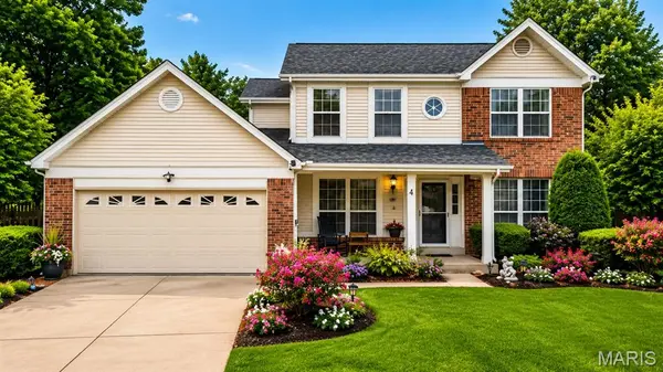 4 Iron Bridge CT, O'fallon, MO 63368