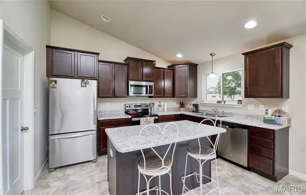 160 Hidden Mill CT, Moscow Mills, MO 63362