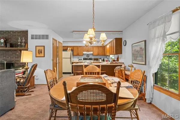 17719 Walnut Crest, Marthasville, MO 63357