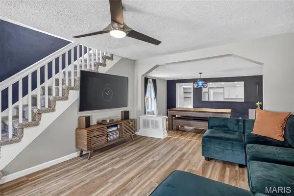 406 N Mill ST, Festus, MO 63028