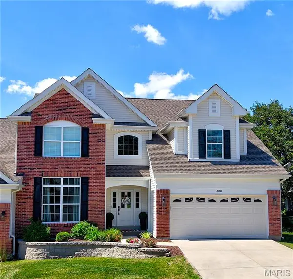 688 Bluffs View CT, Eureka, MO 63025