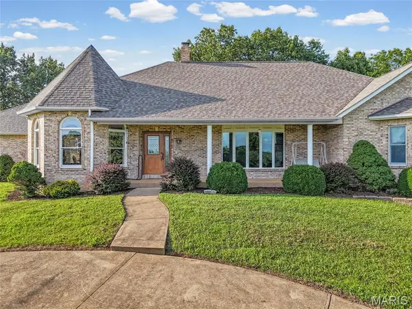 1301 Hillside Estates DR, Pevely, MO 63070