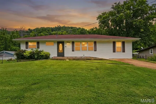 5971 Parkedge DR, House Springs, MO 63051