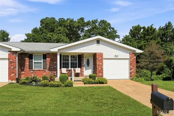 871 Woodridge DR, Arnold, MO 63010