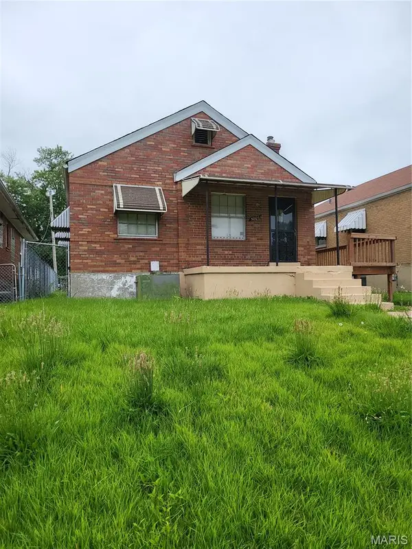 5806 Woodland AVE, St Louis, MO 63120