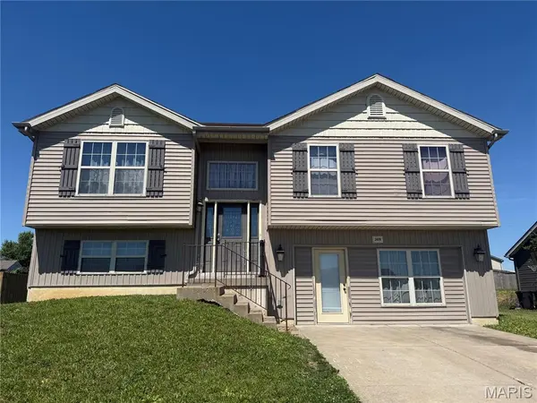 2409 Anthony Steven CT, Warrenton, MO 63383