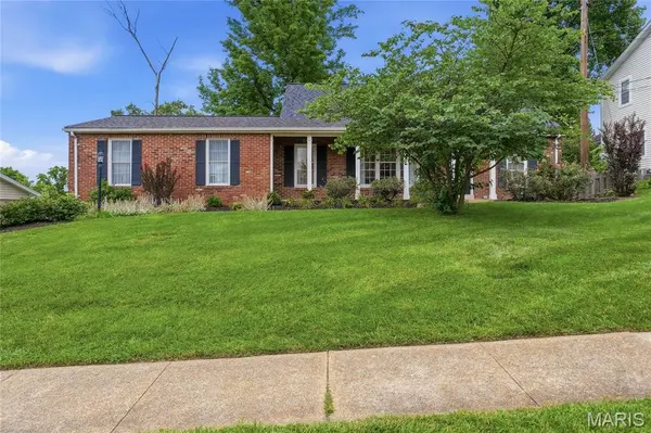 11725 Eddie And Park RD, Crestwood, MO 63126