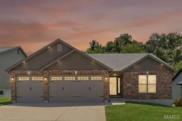 1312 Farnman DR, Herculaneum, MO 63048