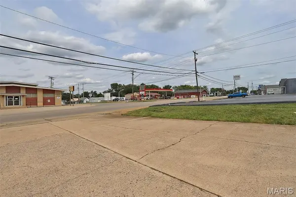 819 E Main ST, Park Hills, MO 63601