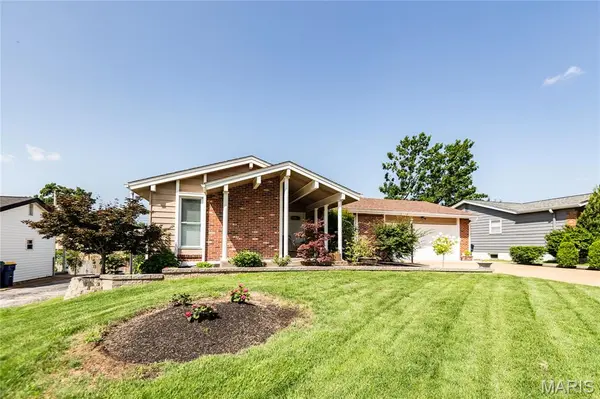 2016 Brutus CT, Fenton, MO 63026