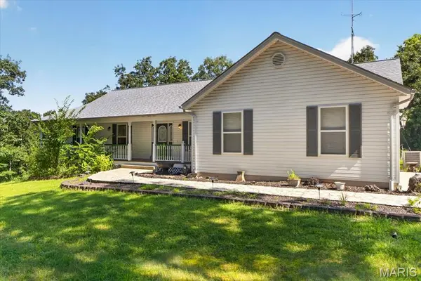 2711 Spotted Horse TRL, St Clair, MO 63077