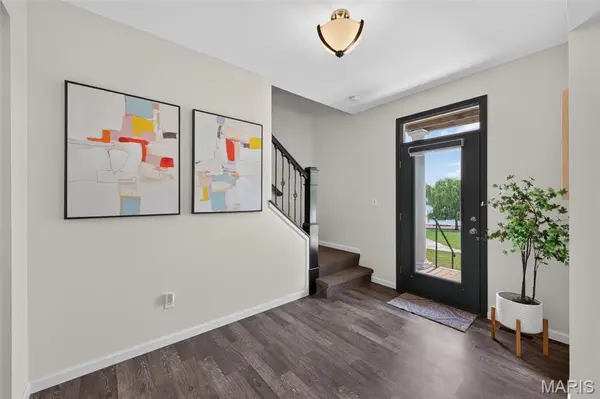 1001 Kilderkin WAY, St Charles, MO 63301