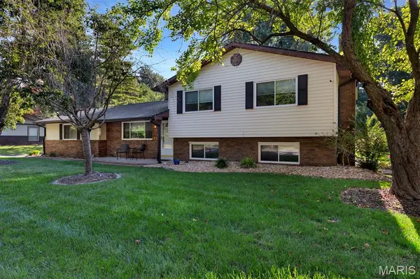 41 Glen Echo DR, Glen Carbon, IL 62034