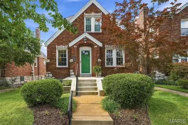 6028 Oleatha AVE, St Louis, MO 63139