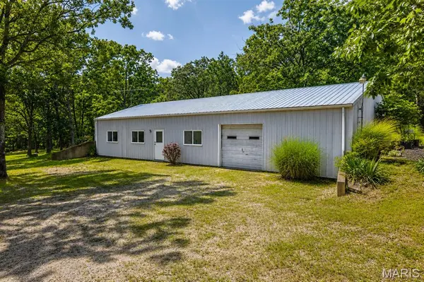1469 State E RD, Montreal, MO 65591