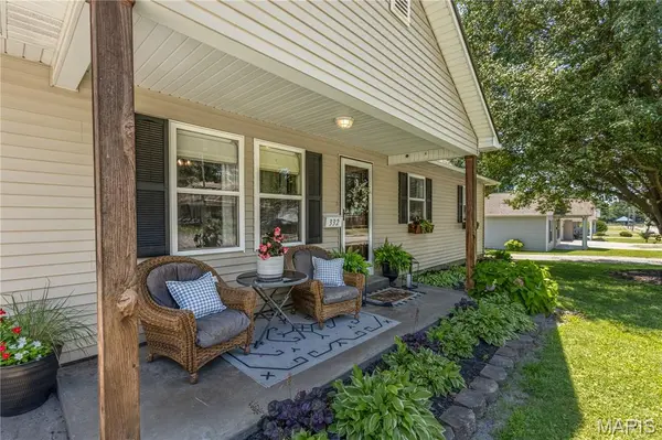 332 E Parker AVE, Chaffee, MO 63740
