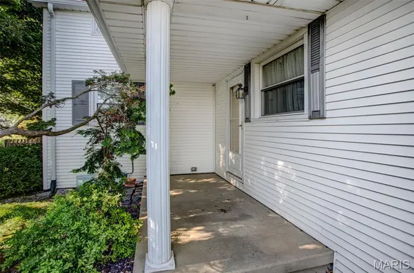 6063 Seiler RD, Dorsey, IL 62021