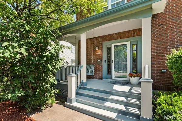 4157 Westminster PL, St Louis, MO 63108