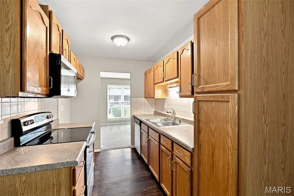5018 Country Valley DR, Imperial, MO 63052