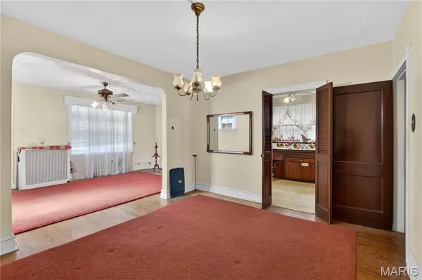 5012 N Kingshighway BLVD, St Louis, MO 63115