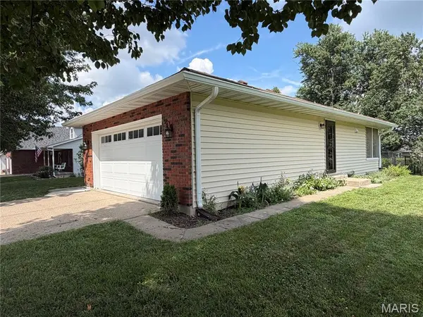 217 Westview ST, Palmyra, MO 63461