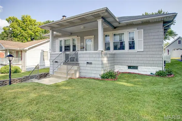 3614 Berkeley AVE, Alton, IL 62002