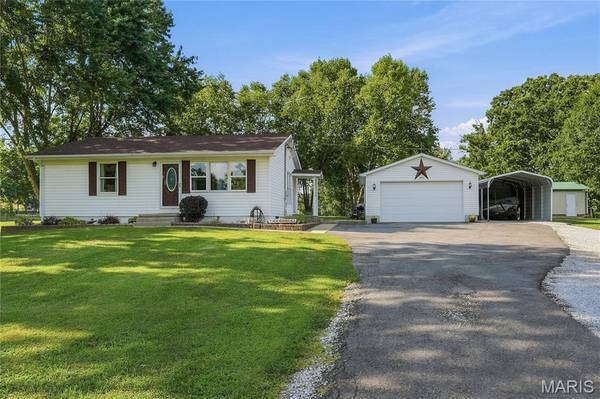 4395 Brevator RD, Moscow Mills, MO 63362
