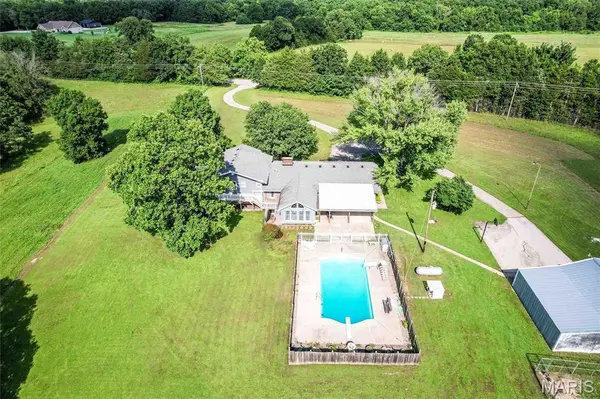 2749 Highway 89 North, Linn, MO 65051