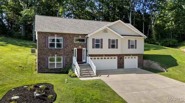 120 Willow BR, Hillsboro, MO 63050